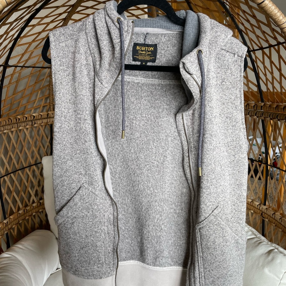 Burton vest